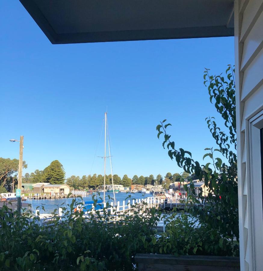 The Boatshed Waterfront B&B 仙女港 外观 照片